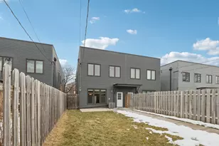 1120 Pitner Ave, Evanston, IL 60202 - Photo 30