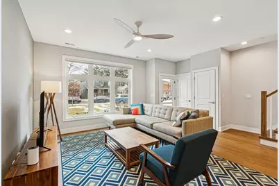 1120 Pitner Avenue, Evanston, IL 60202 - Photo 2