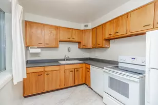 1321 W Birchwood Ave, Chicago, IL 60626 - Photo 8