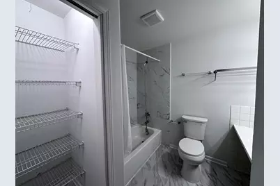 240 W 31st Street #2W, Chicago, IL 60616 - Photo 4