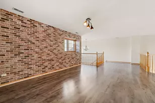 9334 Chestnut Trail, Tinley Park, IL 60487 - Photo 18