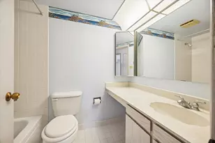 6340 Americana Dr, Willowbrook, IL 60527 - Photo 30