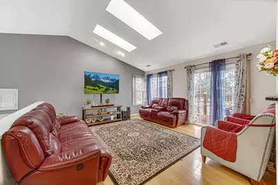 [Address not provided], Buffalo Grove, IL 60089 - Photo 6