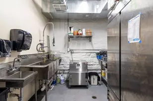 6811 Hickory St, Tinley Park, IL 60477 - Photo 28