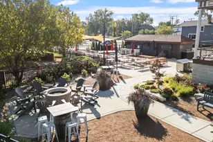 6811 Hickory St, Tinley Park, IL 60477 - Photo 30