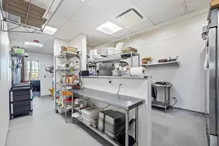 6811 Hickory St, Tinley Park, IL 60477 - Photo 20