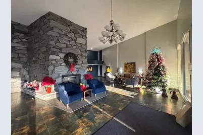 1198 Royal Glen Drive #204E, Glen Ellyn, IL 60137 - Photo 6