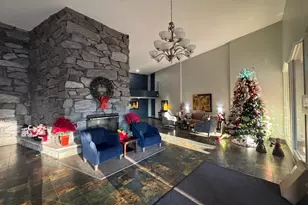 1198 Royal Glen Dr, Glen Ellyn, IL 60137 - Photo 6