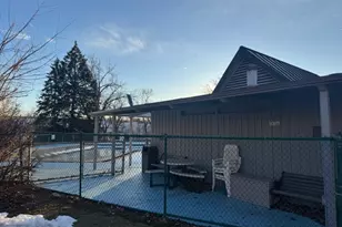 1198 Royal Glen Dr, Glen Ellyn, IL 60137 - Photo 4