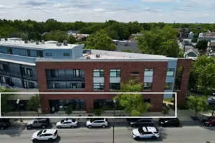 3740 N Lincoln Ave, Chicago, IL 60613 - Photo 1