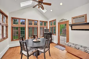 2014 W Hopkins Pl, Chicago, IL 60643 - Photo 12