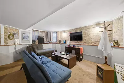 2421 N Washtenaw Avenue, Chicago, IL 60647 - Photo 18