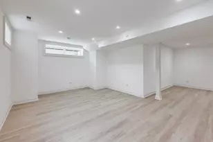 821 S Clay St, Hinsdale, IL 60521 - Photo 32