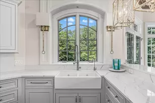 4N881 Old Farm Rd, Saint Charles, IL 60175 - Photo 10