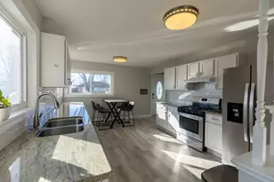 10850 Claridge Ave, Westchester, IL 60154 - Photo 2