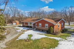 120 Apple Ave, Lemont, IL 60439 - Photo 1