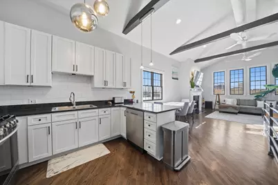 3511 N Wilton Avenue #4, Chicago, IL 60657 - Photo 6