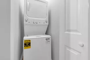 1154 N Kedzie Ave, Chicago, IL 60651 - Photo 20