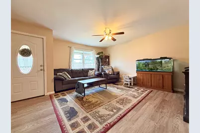 1413 McKinley Street S, Harrisburg, IL 62946 - Photo 8