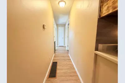 1413 McKinley Street S, Harrisburg, IL 62946 - Photo 14