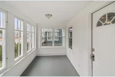 1020 Woodlawn Avenue, Waukegan, IL 60085 - Photo 22