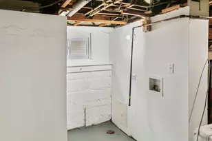 1020 Woodlawn Ave, Waukegan, IL 60085 - Photo 20