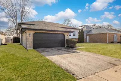 2925 201st Place, Lynwood, IL 60411 - Photo 2