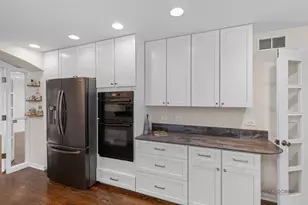 303 Auburn Ave, Winnetka, IL 60093 - Photo 8