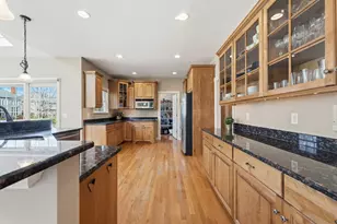 40W378 Francis Bret Harte St, Saint Charles, IL 60175 - Photo 22