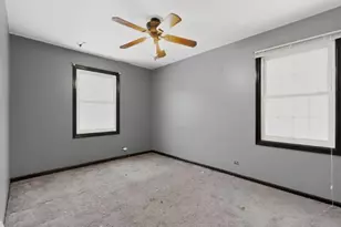 25042 S Whispering Oaks Ln, Crete, IL 60417 - Photo 10