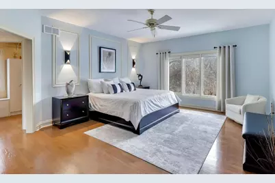 18 Rosewood Drive, Hawthorn Woods, IL 60047 - Photo 12