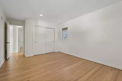 8314 Gross Point Road, Morton Grove, IL 60053 - Photo 12