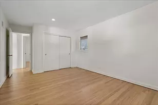 8314 Gross Point Rd, Morton Grove, IL 60053 - Photo 12