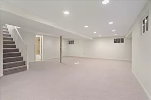 8314 Gross Point Rd, Morton Grove, IL 60053 - Photo 20