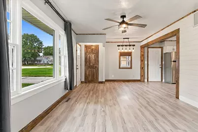 1808 20th Avenue, Sterling, IL 61081 - Photo 4