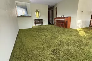 3820 Dobson St, Skokie, IL 60076 - Photo 8