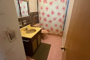 3820 Dobson St, Skokie, IL 60076 - Photo 20