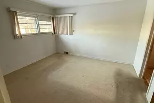 3820 Dobson St, Skokie, IL 60076 - Photo 12