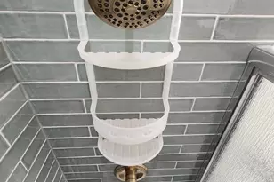 6321 S Eberhart Ave, Chicago, IL 60637 - Photo 22