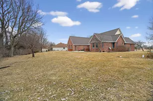 1707 N 2479th Rd, Ottawa, IL 61350 - Photo 26