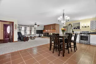 1707 N 2479th Rd, Ottawa, IL 61350 - Photo 6