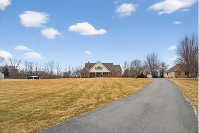 1707 N 2479th Road, Ottawa, IL 61350 - Photo 2