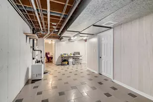 2043 Spring Green Dr, Wheaton, IL 60189 - Photo 28