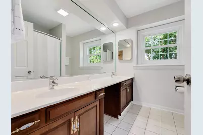 2043 Spring Green Drive, Wheaton, IL 60189 - Photo 20