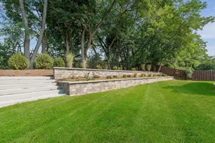 2043 Spring Green Dr, Wheaton, IL 60189 - Photo 30