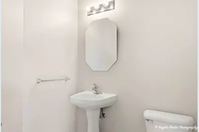 228 Station Park Circle, Grayslake, IL 60030 - Photo 10