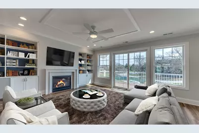 [Address not provided], Elmhurst, IL 60126 - Photo 2