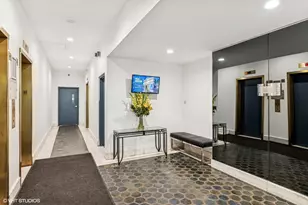 6171 N Sheridan Rd, Chicago, IL 60660 - Photo 6