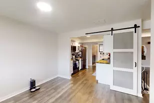 2134 Harbor Town Cir, Champaign, IL 61821 - Photo 8