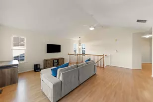 2513 Dickens Dr, Aurora, IL 60503 - Photo 4